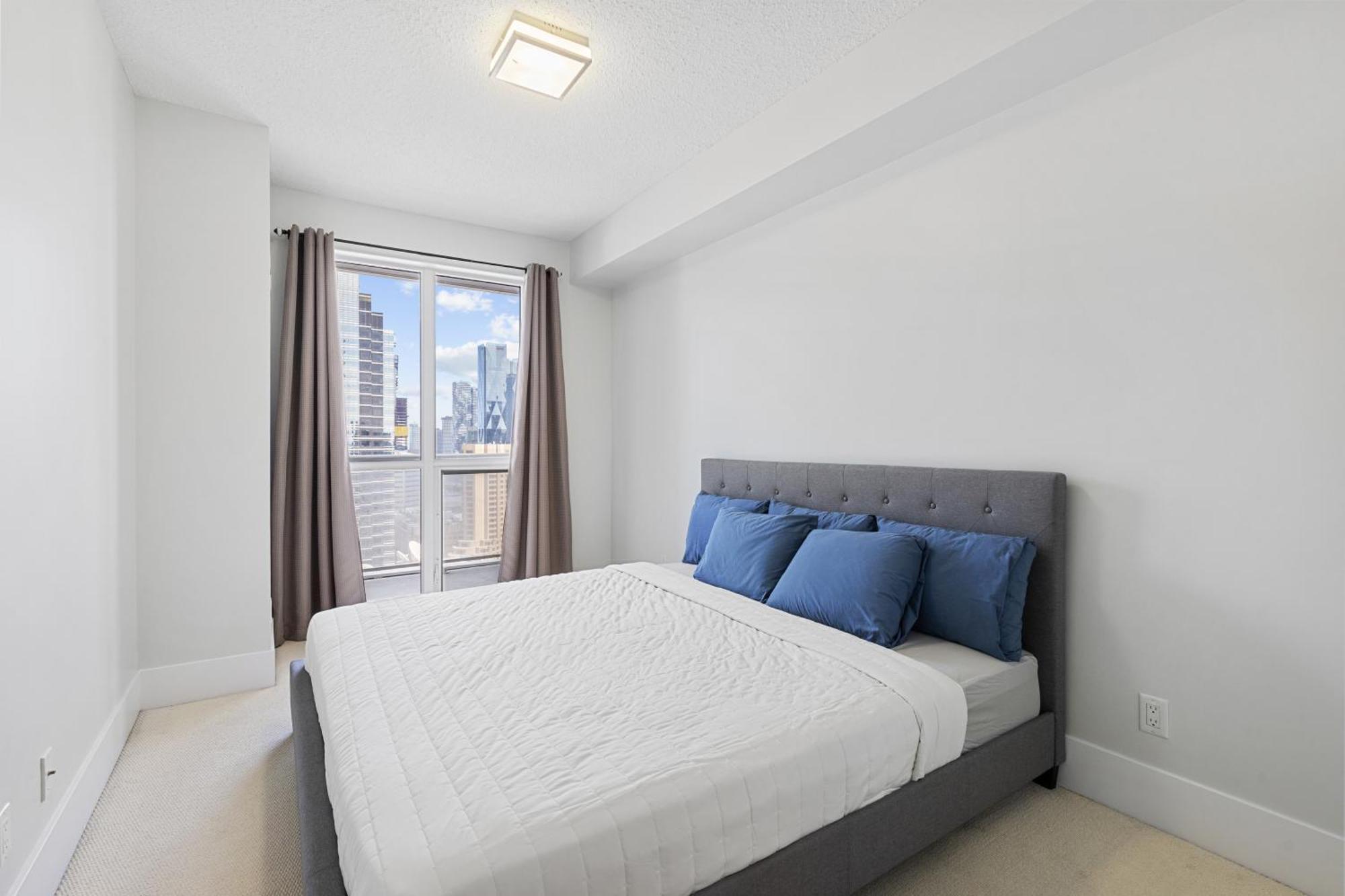 2Bedroom Cn Tower And Water Views - Free Parking - Rooftop Pool Toronto Extérieur photo