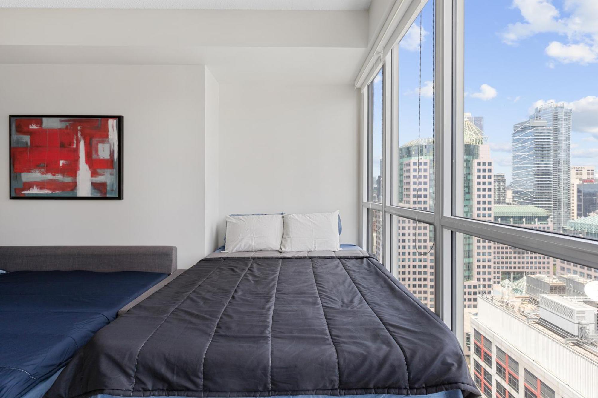 2Bedroom Cn Tower And Water Views - Free Parking - Rooftop Pool Toronto Extérieur photo