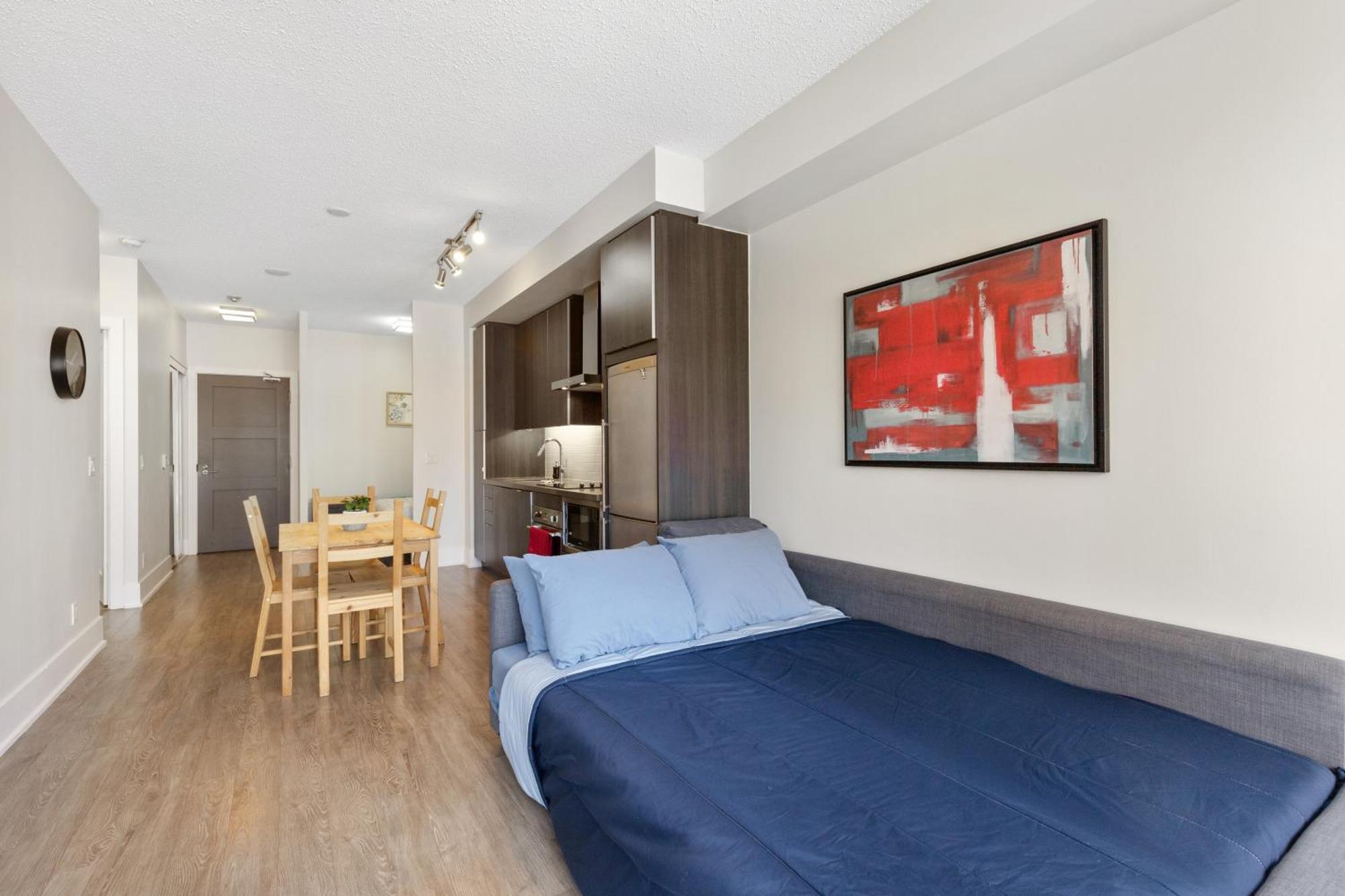 2Bedroom Cn Tower And Water Views - Free Parking - Rooftop Pool Toronto Extérieur photo