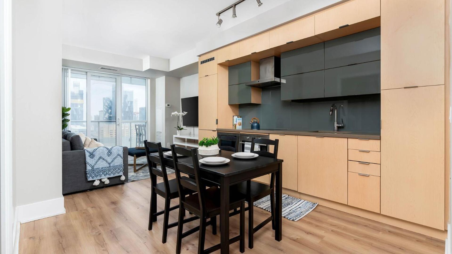 2Bedroom Cn Tower And Water Views - Free Parking - Rooftop Pool Toronto Extérieur photo